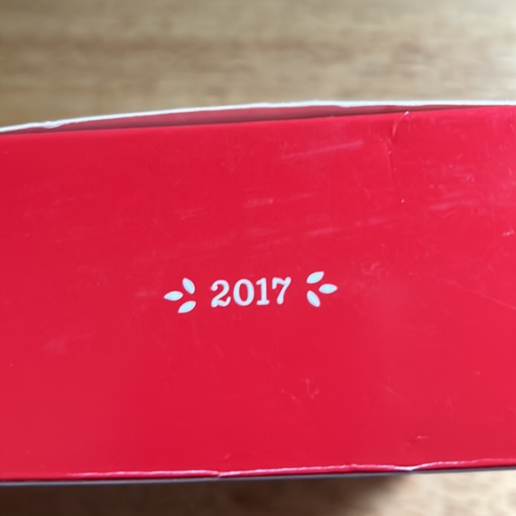 Hallmark Keepsake Disney Ornament - Picture 4 of 5